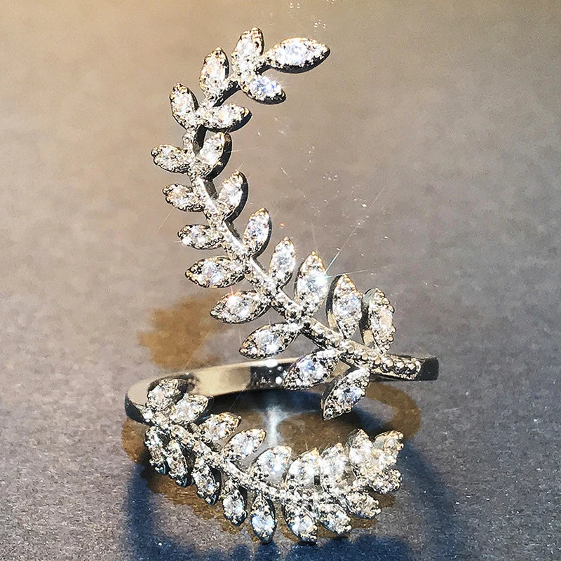 Huitan New Arrival Fashion Leaf Opening Ring for Women Wedding Party Delicate Finger Ring Cubic Zirconia Adjustable Ring Jewelry