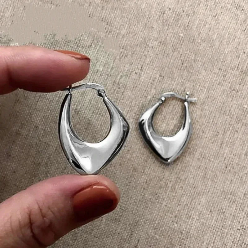 Velora™ Golden Sunflower - Geometric Hoop Earrings