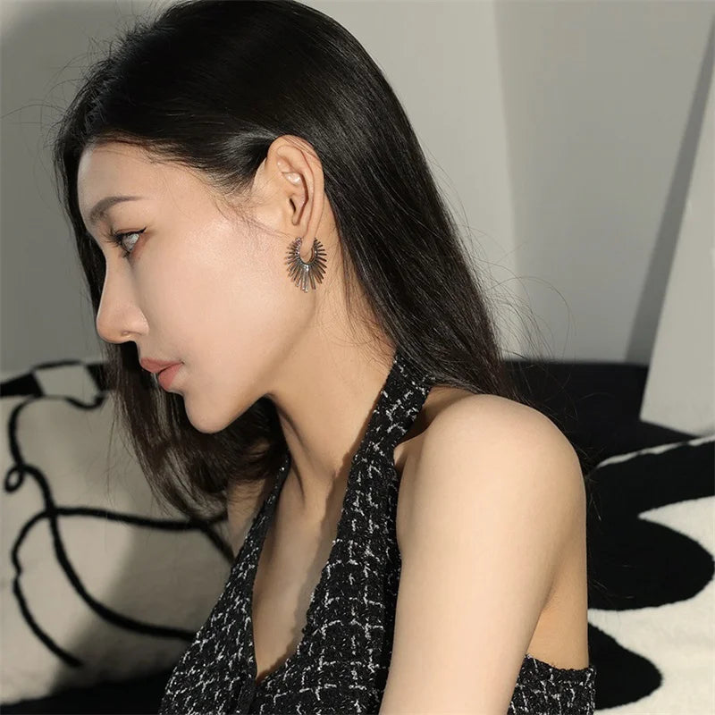 Velora™ Golden Sunflower - Geometric Hoop Earrings