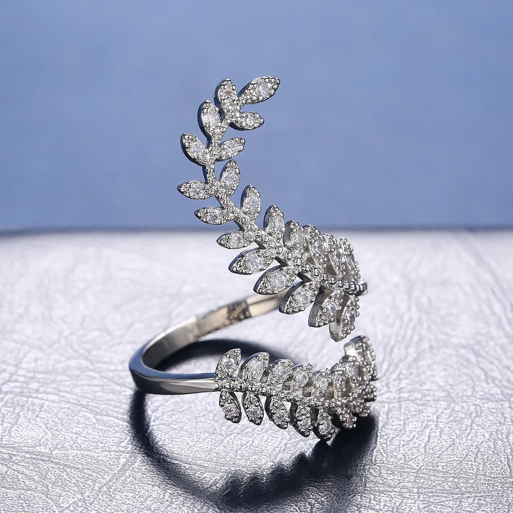 Huitan New Arrival Fashion Leaf Opening Ring for Women Wedding Party Delicate Finger Ring Cubic Zirconia Adjustable Ring Jewelry
