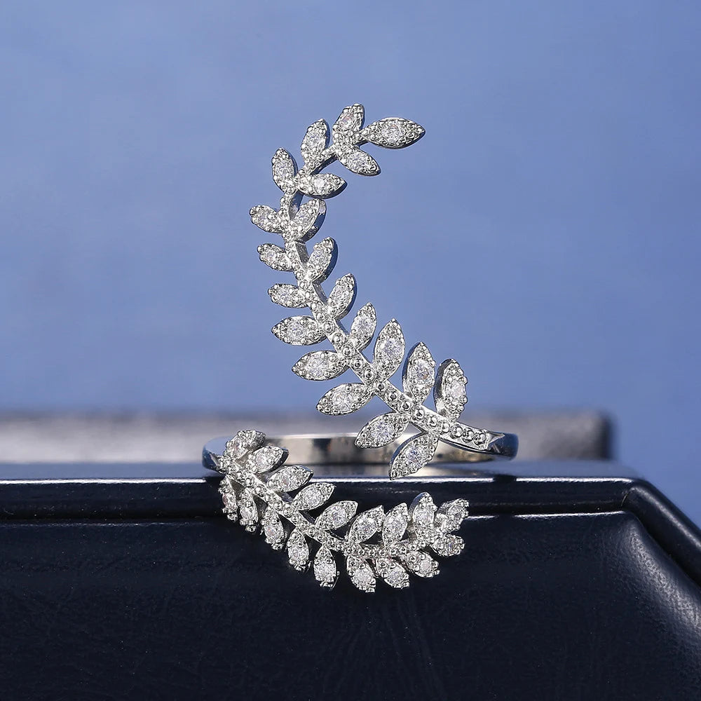 Huitan New Arrival Fashion Leaf Opening Ring for Women Wedding Party Delicate Finger Ring Cubic Zirconia Adjustable Ring Jewelry