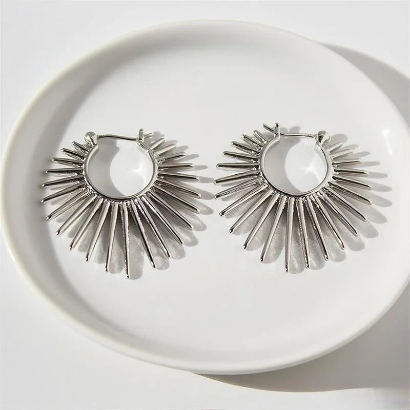 Velora™ Golden Sunflower - Geometric Hoop Earrings